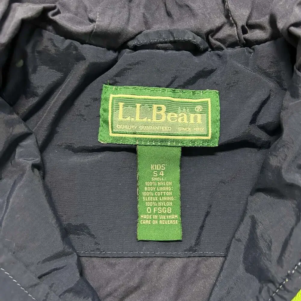 L.L. Bean great light